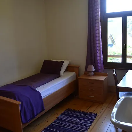 Aidan Manor Oda ve Kahvaltı 3*